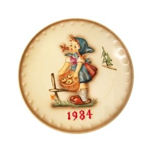 1984 Hummel LITTLE HELPER Plate